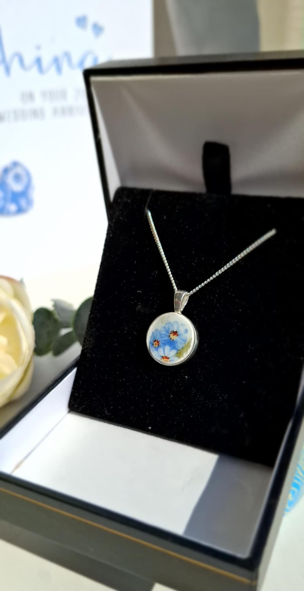 Broken China Forget-Me-Not Round Pendant