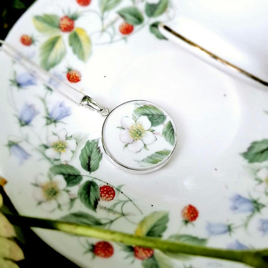 Broken China Round Silver Strawberry Flower Pendant
