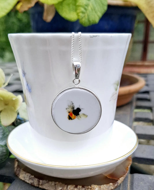 Broken China Round Silver Bee Pendant