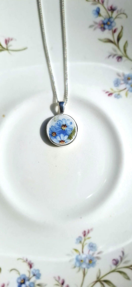 Broken China Forget-Me-Not Round Pendant