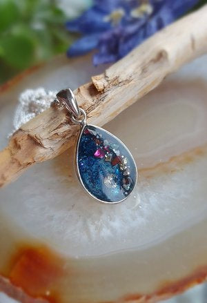 Ashes Memorial Silver Teardrop Pendant with Lab Grown Diamond